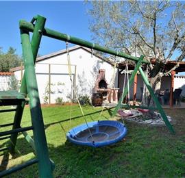 3 bedroom villa with pool near Poreč, sleeps 6